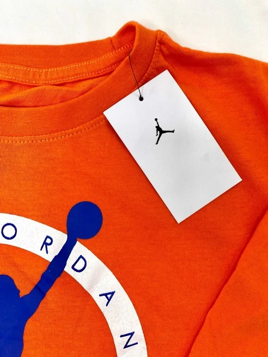 Nike Air Jordan Men’s Shirt - Picture 2 of 4